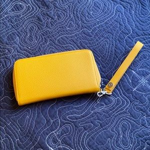 EUC Thirtyone all about the Benjamins wallet